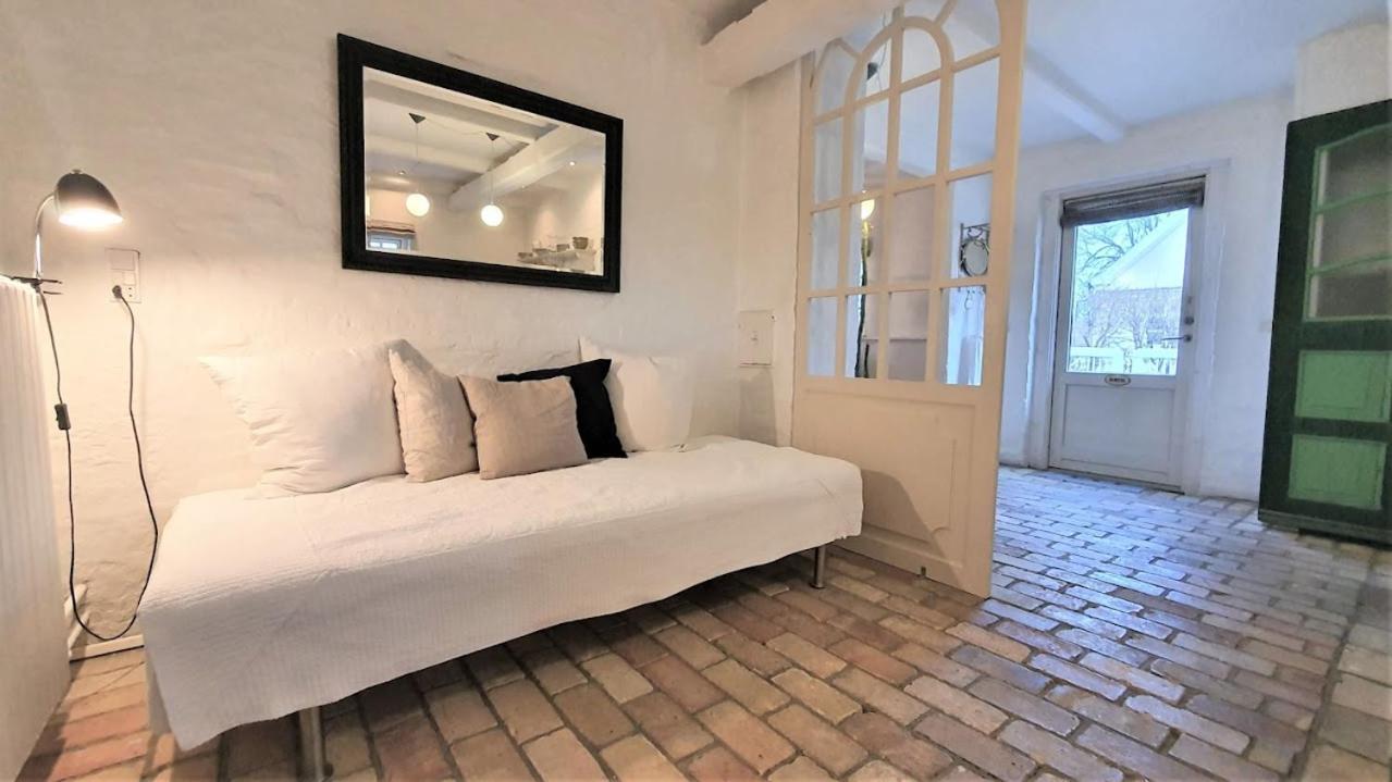 Store Ejlstrup Bed & Breakfast Οντένσε Εξωτερικό φωτογραφία